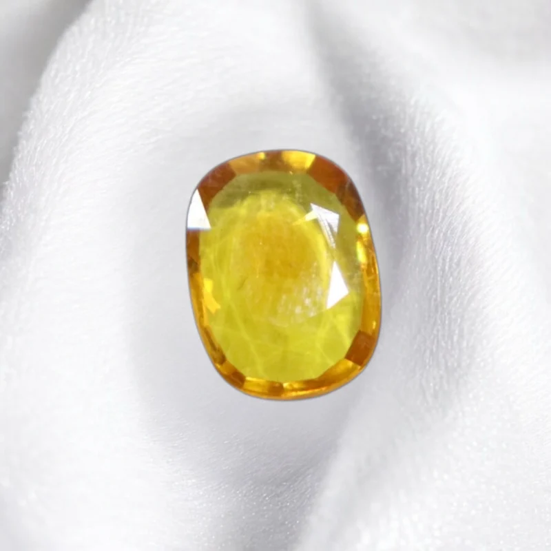 Yellow Sapphire (Pukhraj)-Bankok