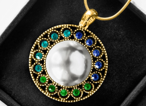 Locket & Pendent