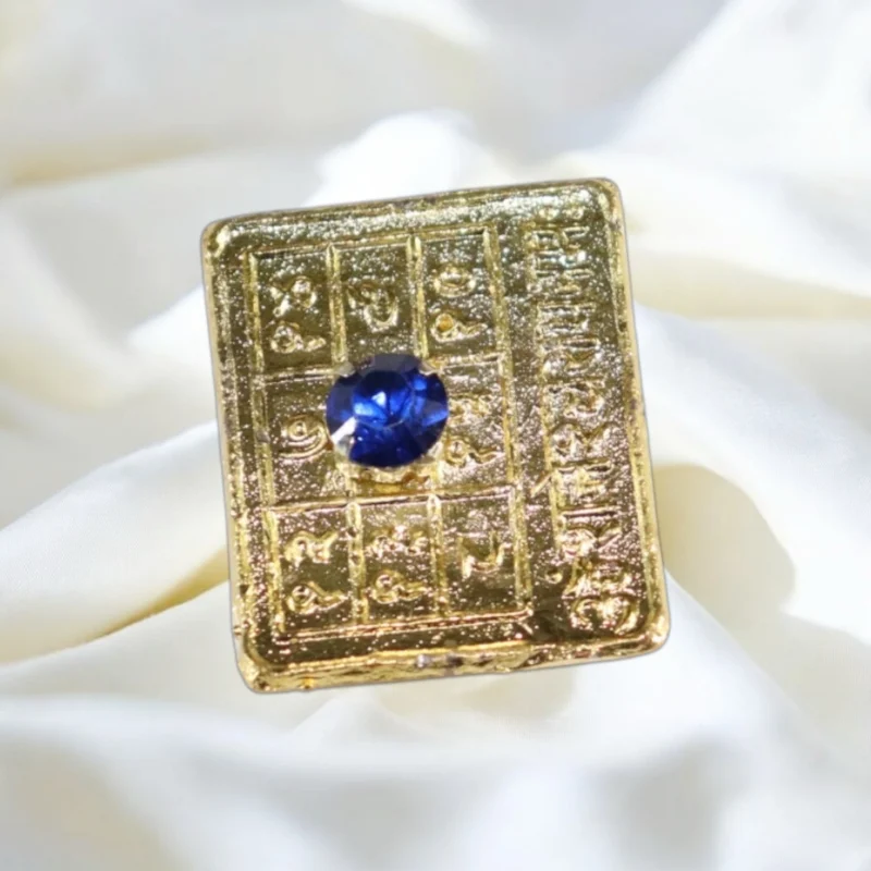 Ashtdhatu Blue Sapphire ( Neelam)